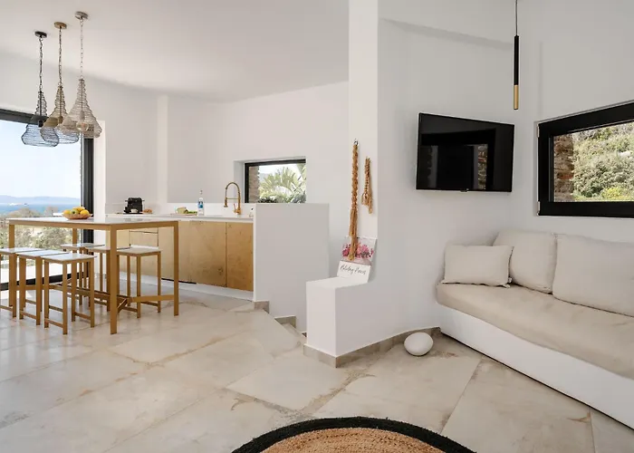 Villa Sorriso - House, Seaview, Pool *